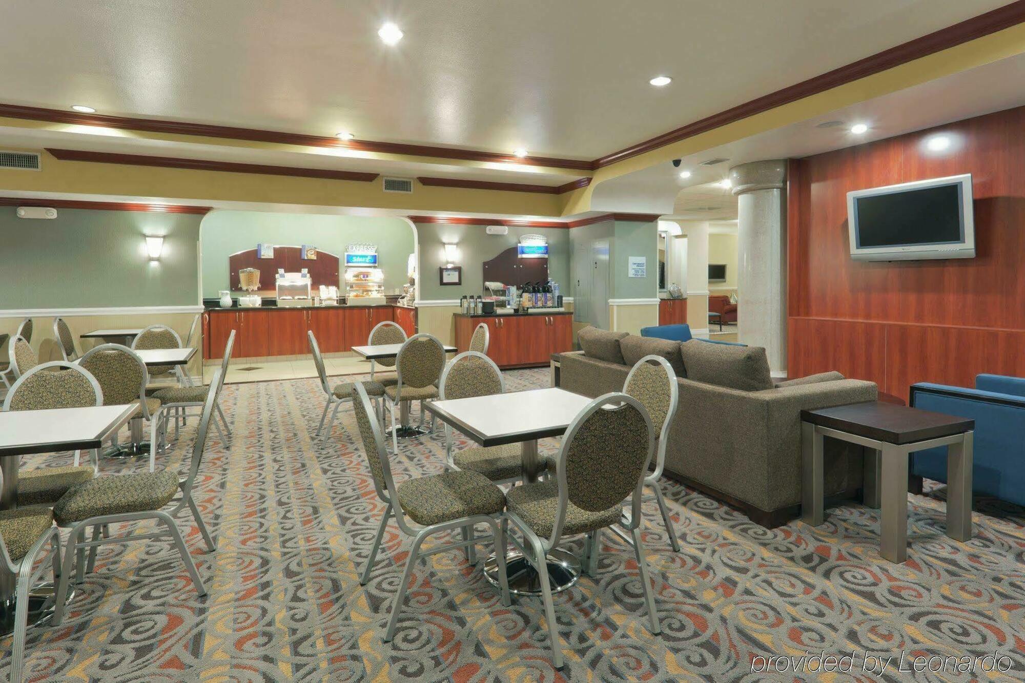 Holiday Inn Express & Suites Bakersfield Central Restaurante foto